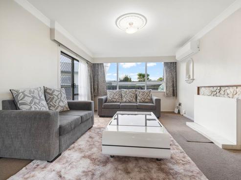 7 Resolute Way, Papakura