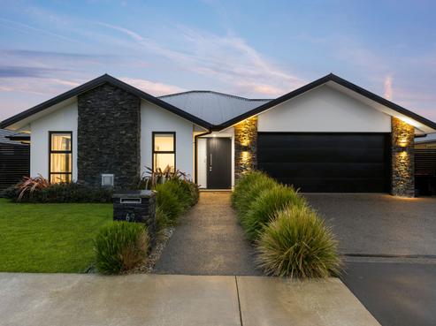 69 Southfield Drive, Lincoln
