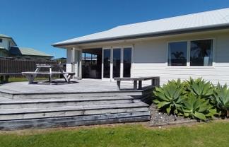 114 Mark Street, Whangamata