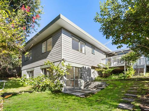 2/23 Ludlow Terrace, Totara Vale