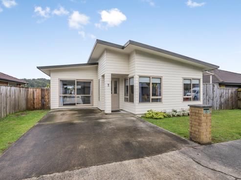 8 Fraser Colman Grove, Wainuiomata