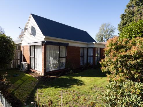 43 Walnut Avenue, Allenton