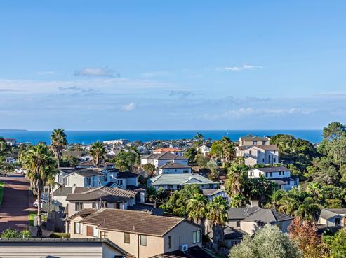 493 East Coast Road, Murrays Bay