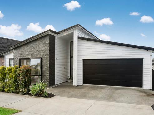 10 Ora Nui Street, Wainui