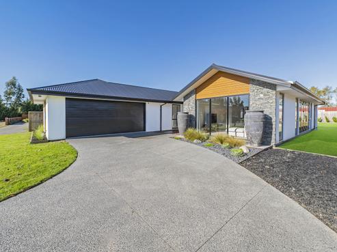 12 Cedric Place, Darfield