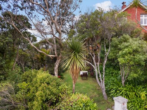 11 Heaton Terrace, Brooklyn