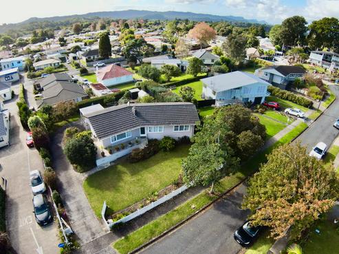 4 Le Ruez Place, Maunu