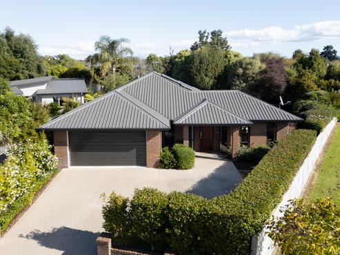 18 Azure Place, Huntington
