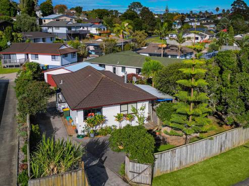 56 Meadowood Drive, Unsworth Heights