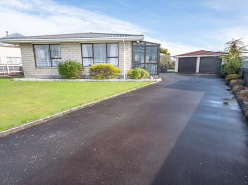 123 Jollie Street, Hokitika