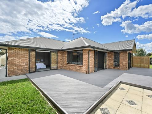 10 Gracefield Place, Huntington