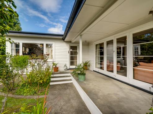 104 Avondale Road, Taradale