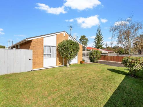3/1 Frank Evans Place, Henderson