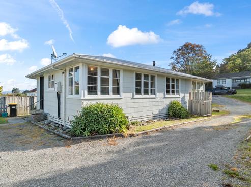 12 Watt Street, Featherston
