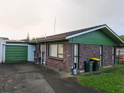 2/21 Booker Place, Weymouth