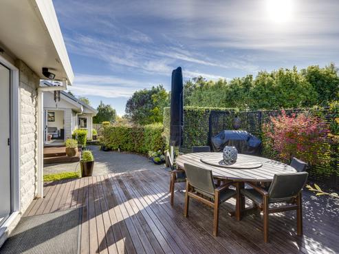8 Lennon Grove, Havelock North