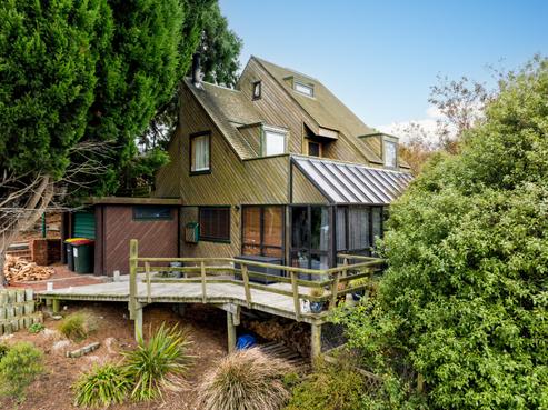 18 Manuka Street, Ravensbourne