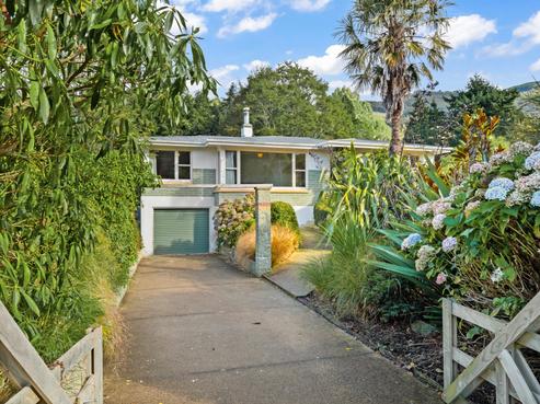 103 Hall Road, Sawyers Bay