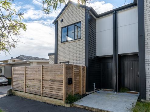 1/12 Charlemont Street, Whitiora