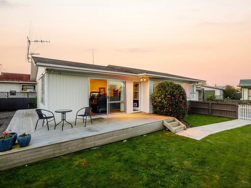 384A Kahikatea Drive, Dinsdale