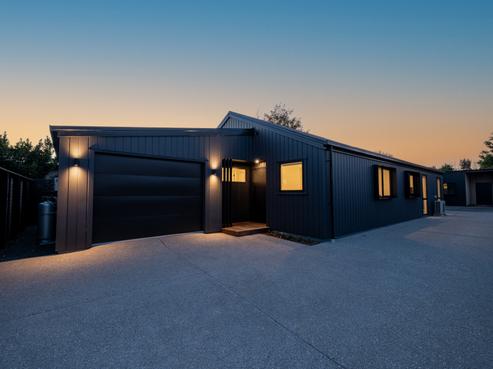 100B Lewis Street, Gladstone