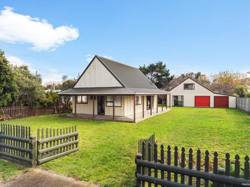 5 Cordyline Road, Port Waikato