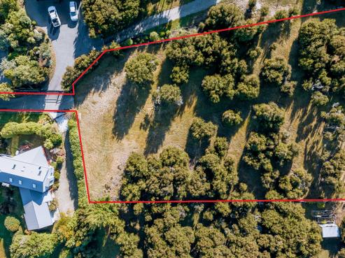 16 Briar Bank Drive, Wanaka