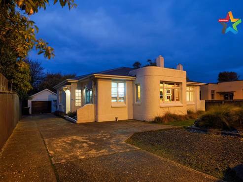 387 Dee Street, Gladstone