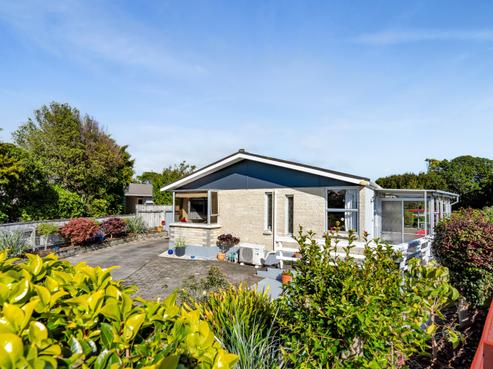 22 Waiwera Place, Merrilands