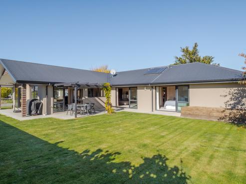 9 Algarve Close, Blenheim Central