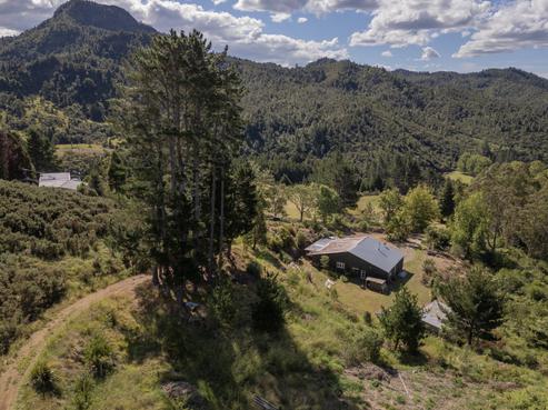 575 Mill Creek Road, Kaimarama