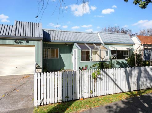 2/52 Harlston Road, Mount Albert
