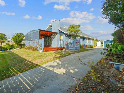 41 Kathleen Crescent, Hornby