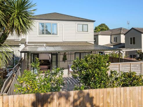 4/36 John Jennings Drive, Oteha