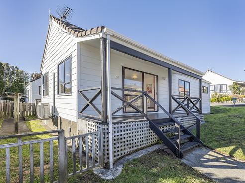 101 Beazley Avenue, Paparangi