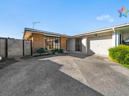 28 Mcenroe Grove, Naenae