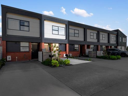 6 Magnetite Lane, Flat Bush