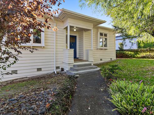 5 Oak Street, Royal Oak