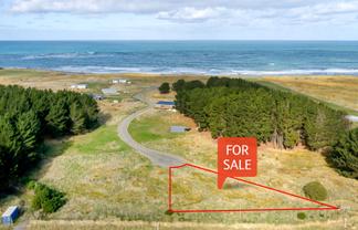 28 Reefview Way, Flat Point