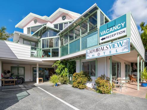 2 Macmurray Road, Paihia