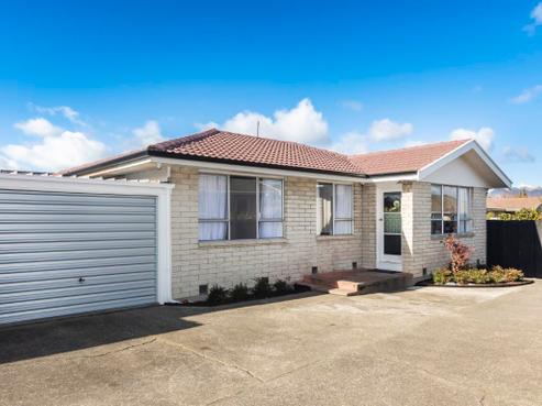1/49 Kuaka Crescent, Bromley