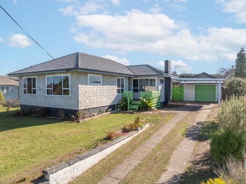 52 Neal Street, Putaruru