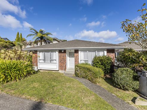 18B Percy Dyett Drive, Karori