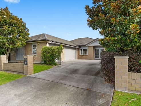 75 Moonlight Drive, Rototuna North