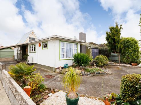 14 Brightwater Terrace, Terrace End