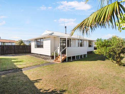 22 Compass Place, Te Atatu Peninsula