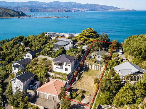 25 Hungerford Road, Lyall Bay
