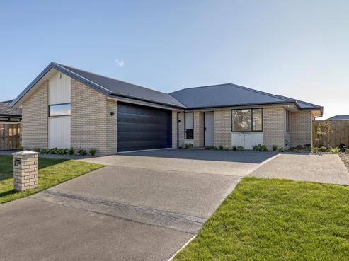 29 Bob Reid Crescent, Darfield