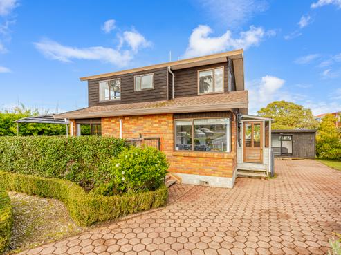 9 Seagrove Road, West Harbour