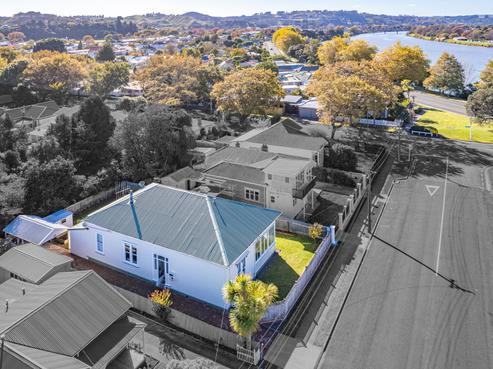 6 Liverpool Street, Whanganui Central